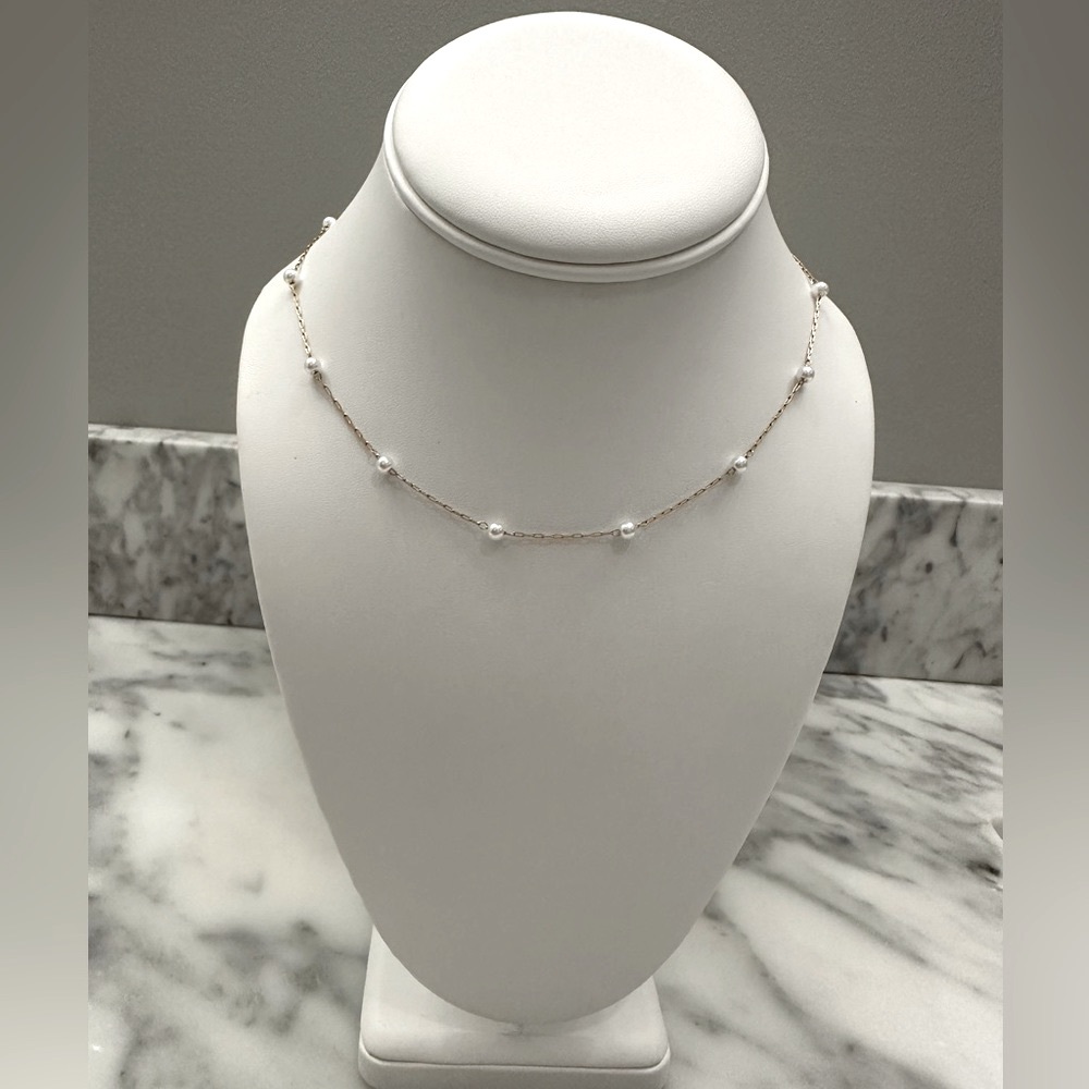 Faux Pearl Dainty Necklace